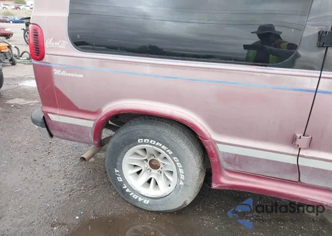 1999 Dodge Ram Van 1500 Commercial/Conversion z USA, uszkodzony, nr VIN 2B6HB11Y2XK503968